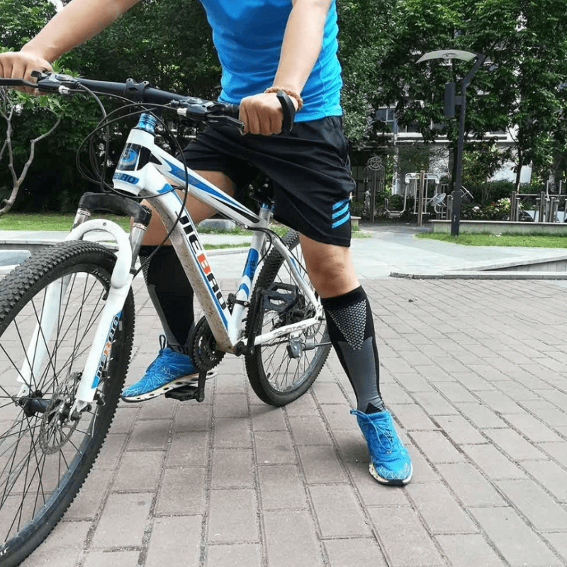 Align5D™ Premium Compression Socks